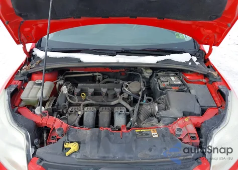 2013 Ford Focus Se z USA, uszkodzony, nr VIN 1FADP3F21DL333048